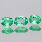 ok. 1,31ct/zestaw -CRISTAL SZMARAGD NAT.- zestaw (kolczyki 2x 5,5x4,2mm +zawieszka 6,5x4,5mm) owal